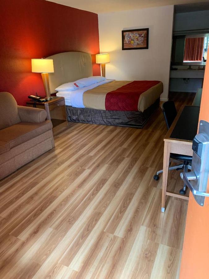 Amerivu Inn-Gilbertsville Extérieur photo