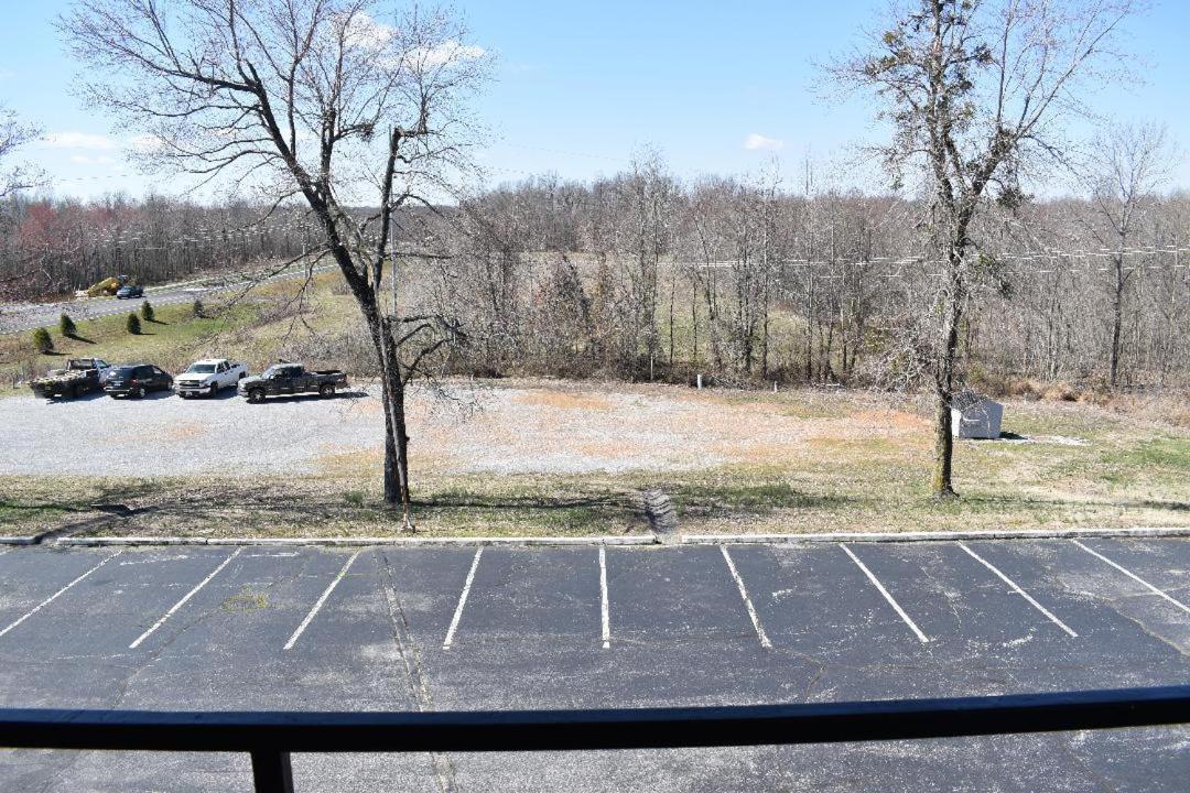 Amerivu Inn-Gilbertsville Extérieur photo